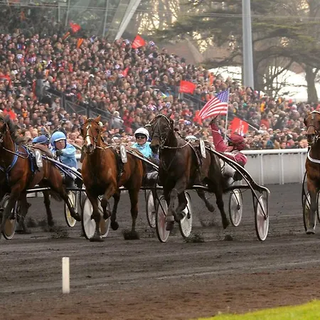 Apartment Ourasi - Hippodrome De Vincennes - Netflix